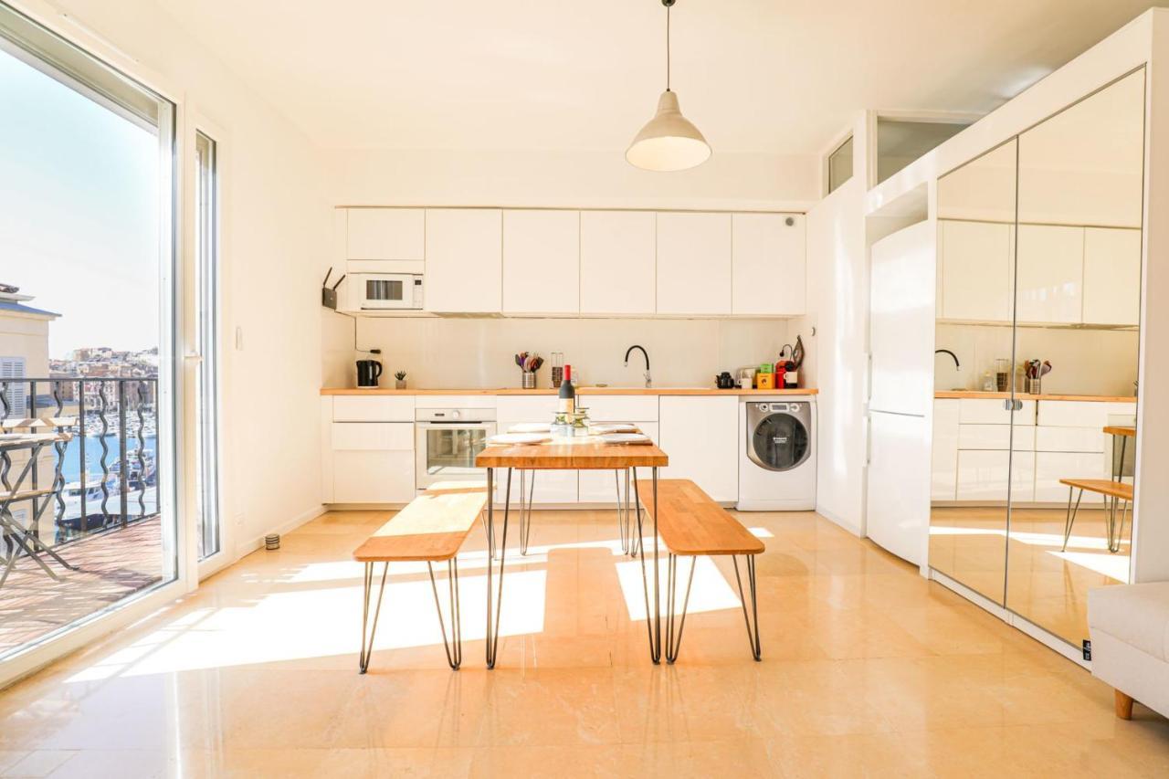 Apartamento Le Pytheas - Vue Vieux-Port Avec Terrasse Et Clim Marsella Exterior foto
